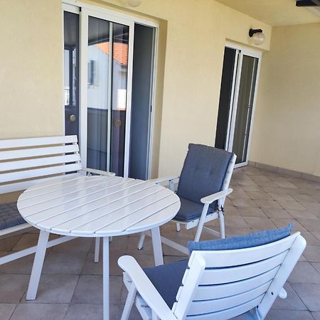 Apartments Kampor Damira Rab Town Extérieur photo