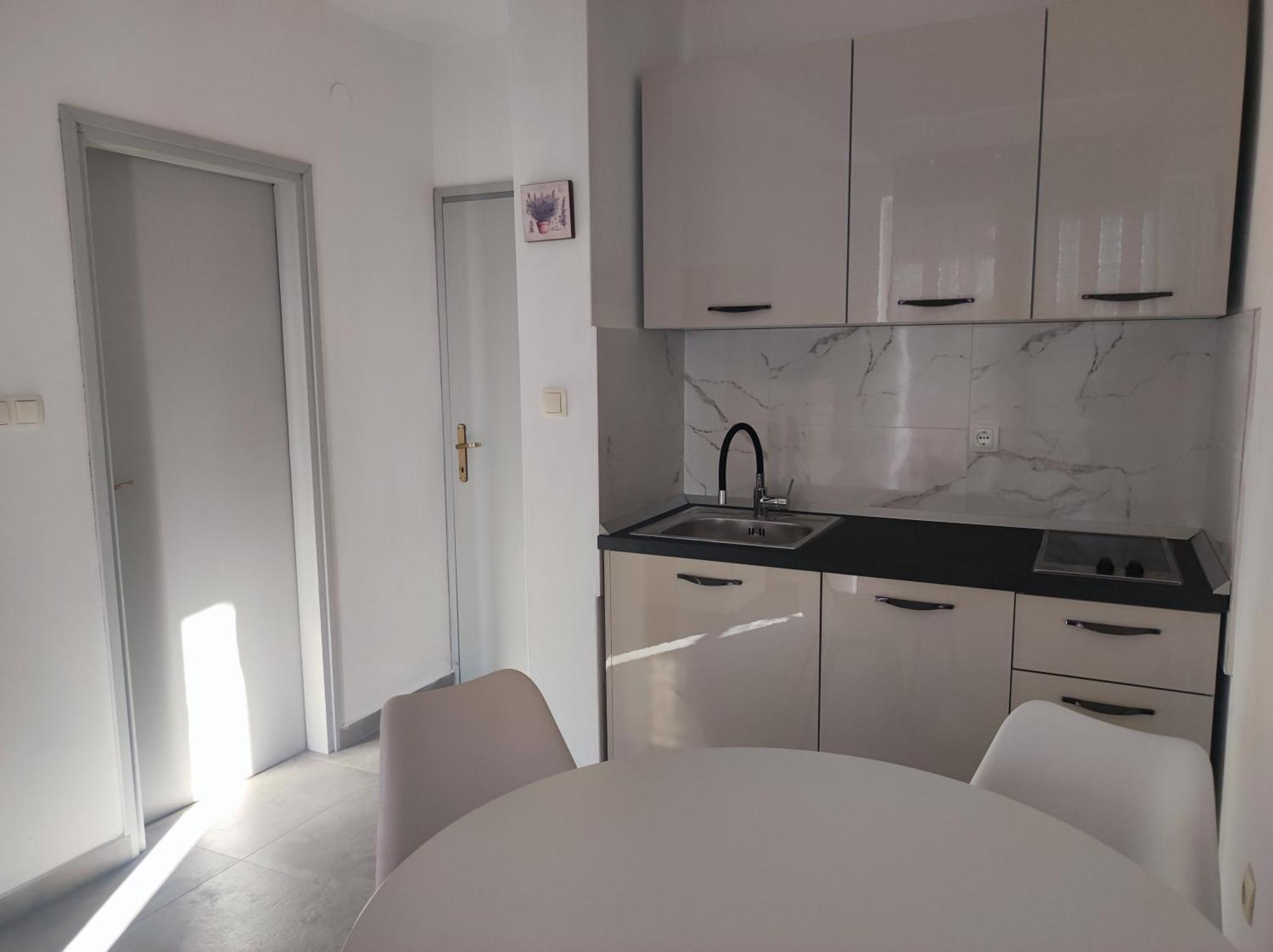 Apartments Kampor Damira Rab Town Chambre photo
